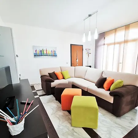 Villa Linaria בית נופש *