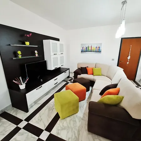 Villa Linaria בית נופש